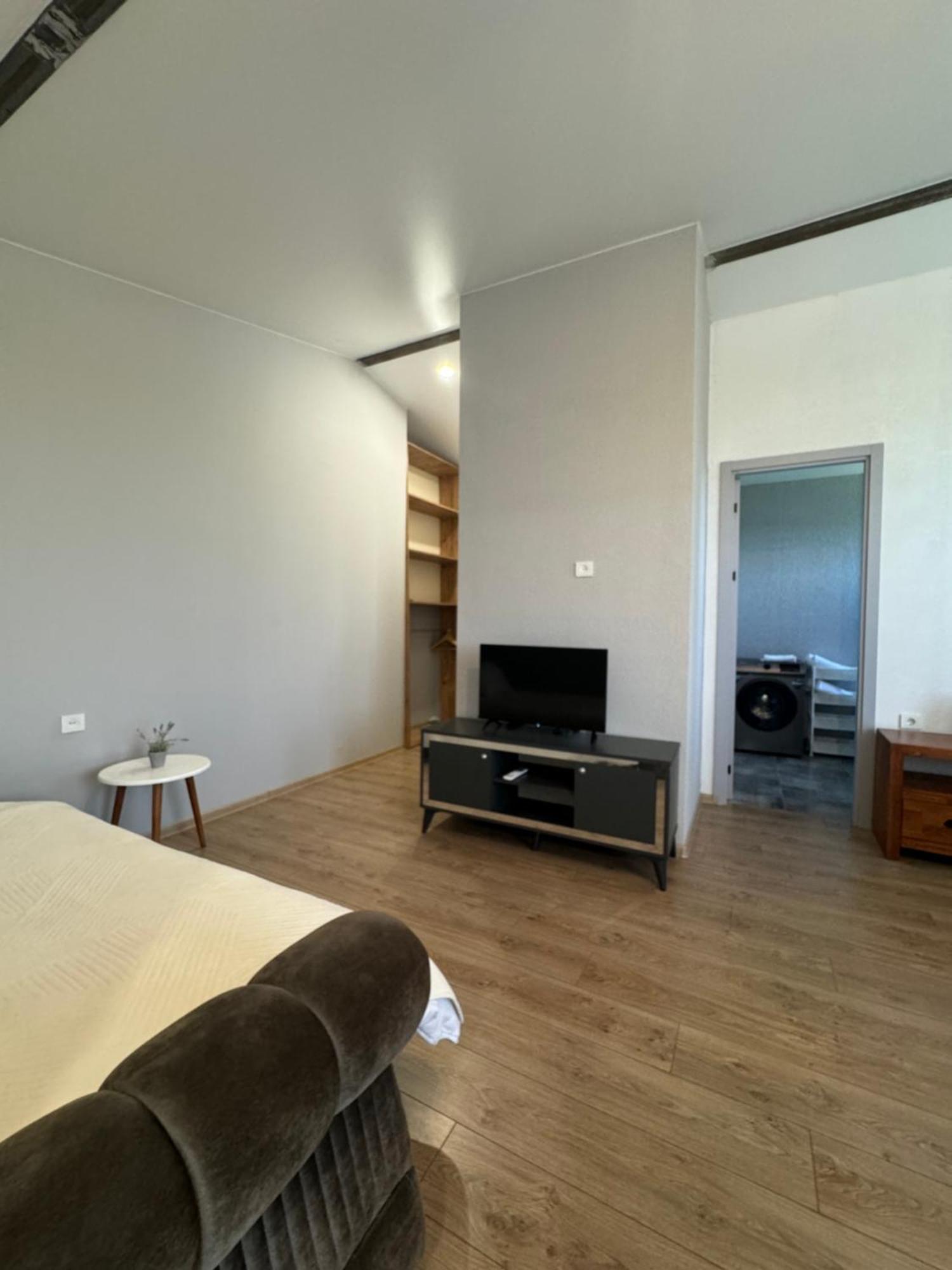 Guest House Elene 哥里 外观 照片