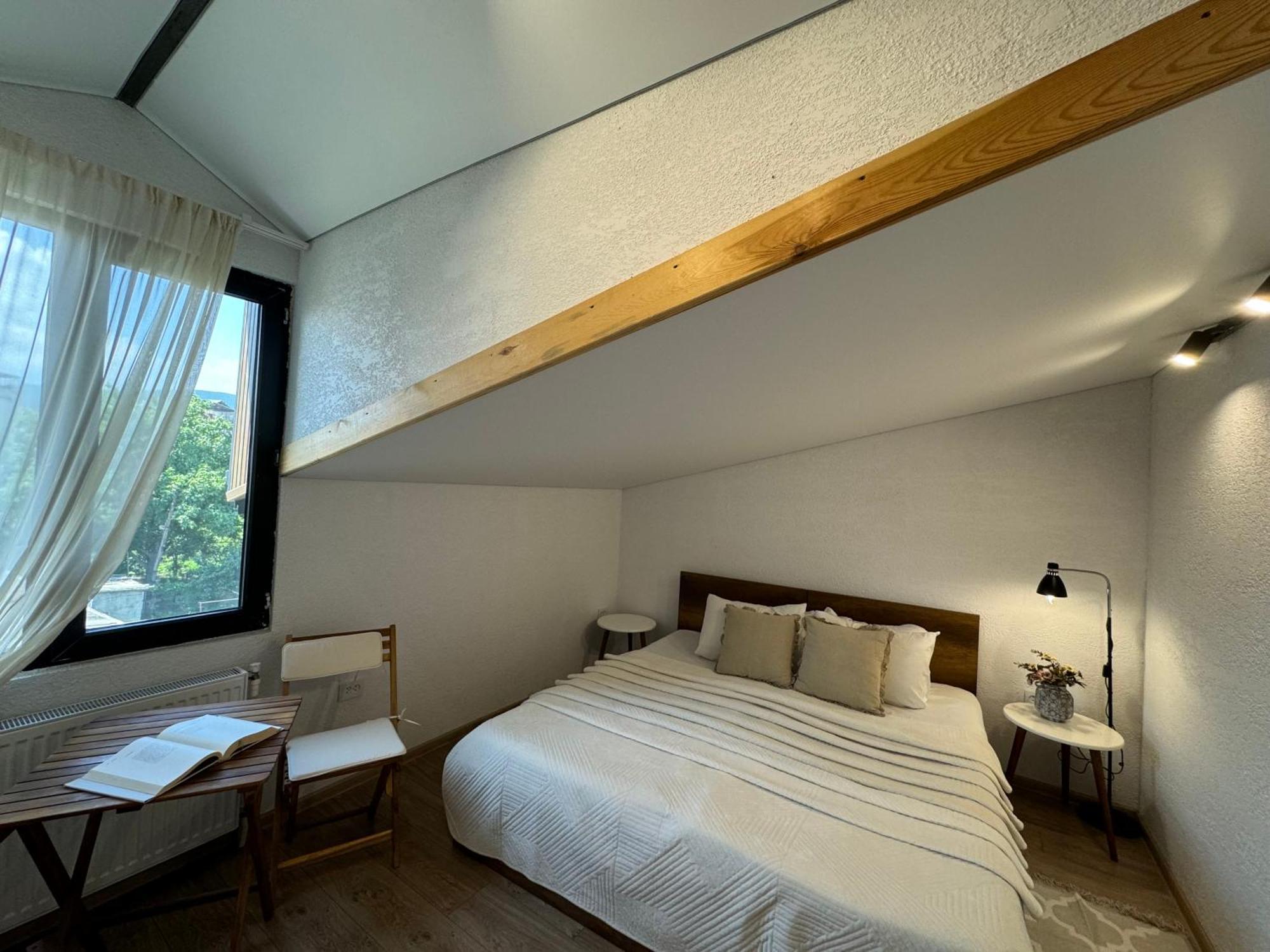 Guest House Elene 哥里 外观 照片