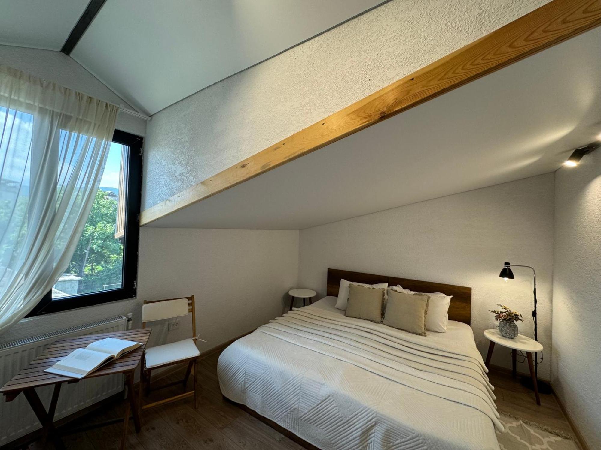 Guest House Elene 哥里 外观 照片