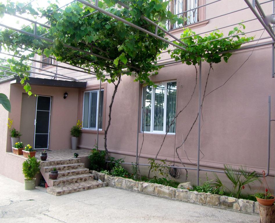 Guest House Elene 哥里 外观 照片