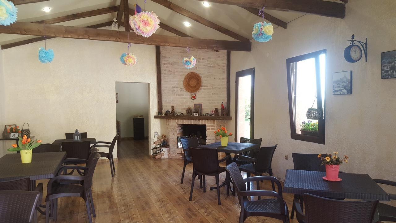 Guest House Elene 哥里 外观 照片